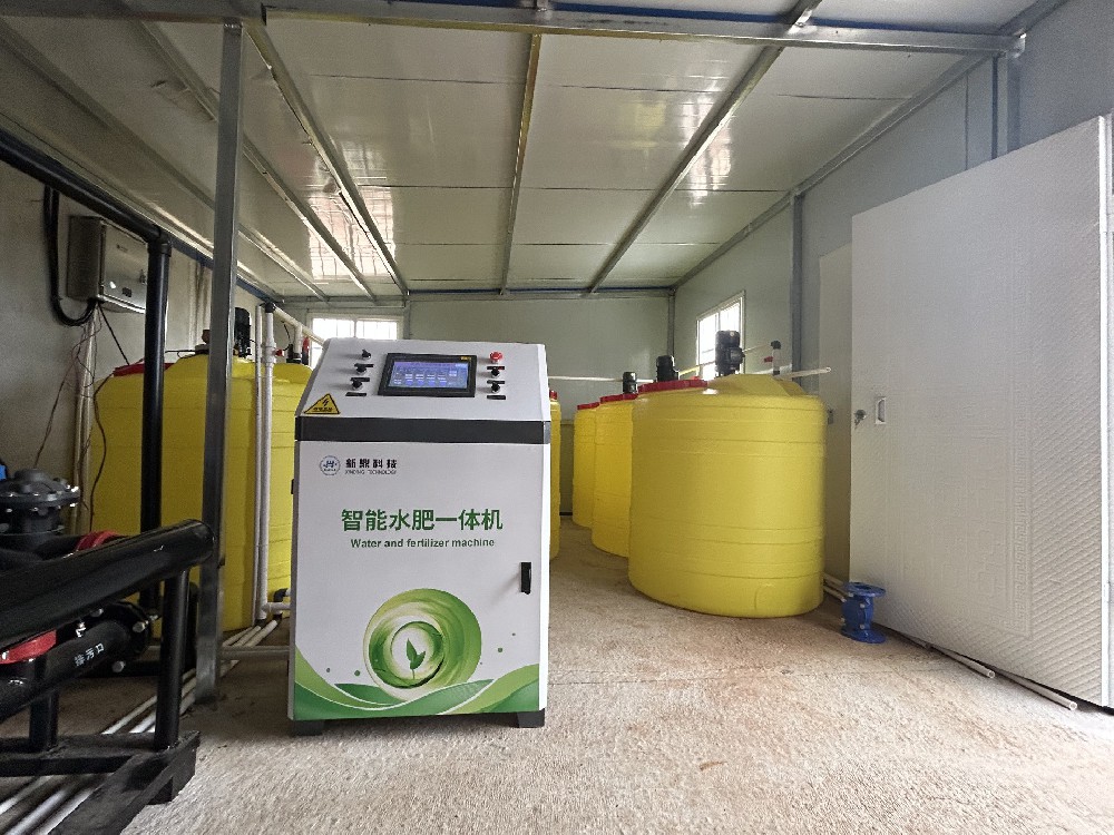 绿色农业新助力：新鼎科技水肥一体机实现水肥利用率超 90%，减少农业面源污染